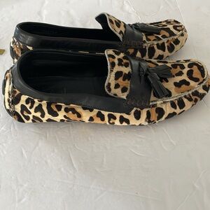 Cole Haan Leopard Pattern Driving Loafers with Black Tassels size 8